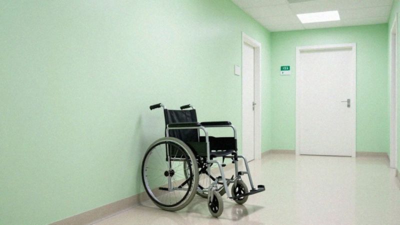 Jakie powikłania po amputacji wydłużają pobyt?