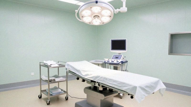 Jak wygląda implantacja portu naczyniowego?