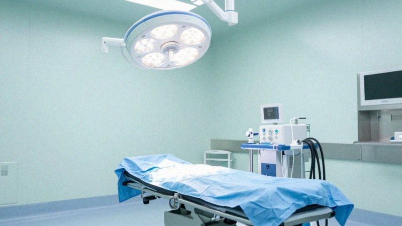 Jak przebiega przezcewkowa resekcja guza pęcherza?