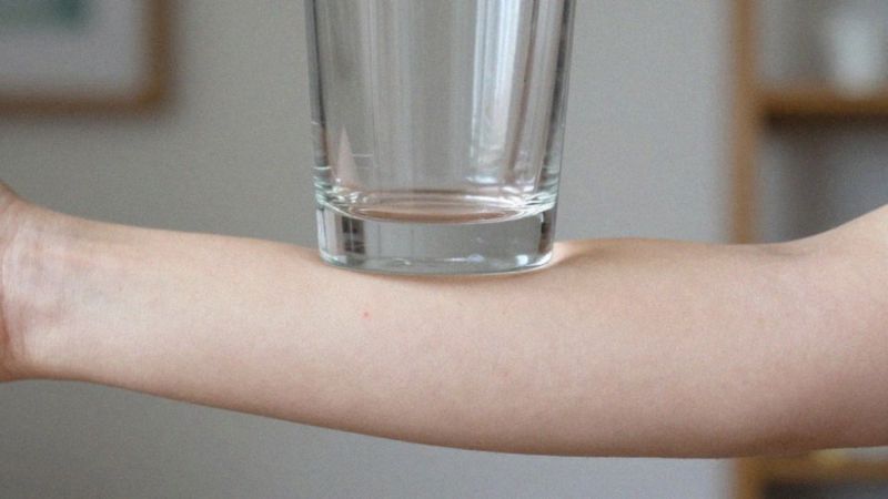 Jak rozpoznać wysypkę meningokokową i wykonać test szklanki?