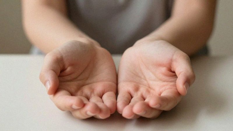 Jakie są objawy nerwowo‑mięśniowe hipokalcemii?
