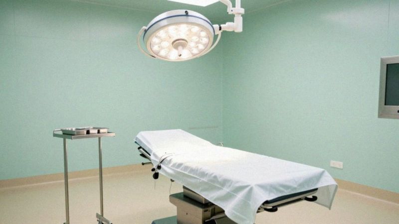 Kiedy konieczne jest leczenie operacyjne dłoni?