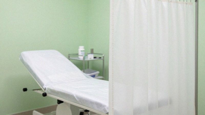 Kiedy unikać stawiania bańek na barku?