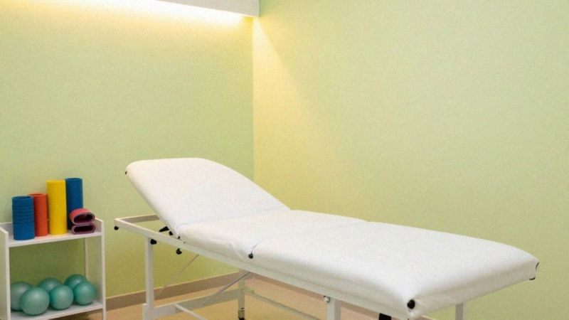 Jak leczy się uszkodzenie nerwów kręgosłupa?
