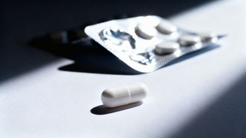 Captopril 25 mg jak przyjmować? Skuteczne dawkowanie i wskazówki